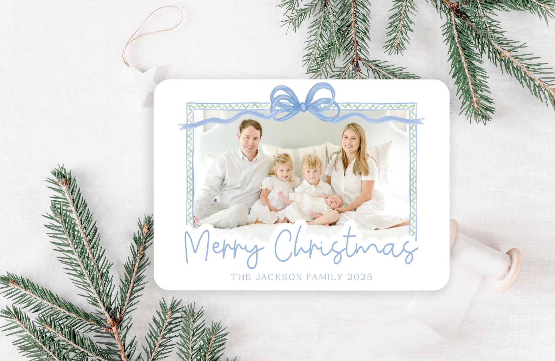 Custom Rounded Die-cut Personalized Wreath Photo Christmas Cards